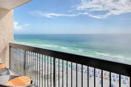 The Oyster By Brightwild-Beachfront Condo Destin Bagian luar foto