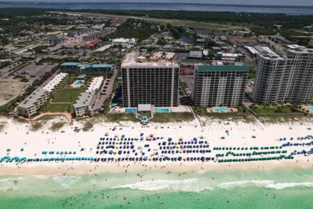 The Oyster By Brightwild-Beachfront Condo Destin Bagian luar foto