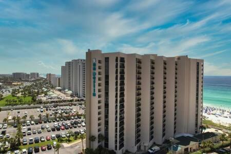 The Oyster By Brightwild-Beachfront Condo Destin Bagian luar foto